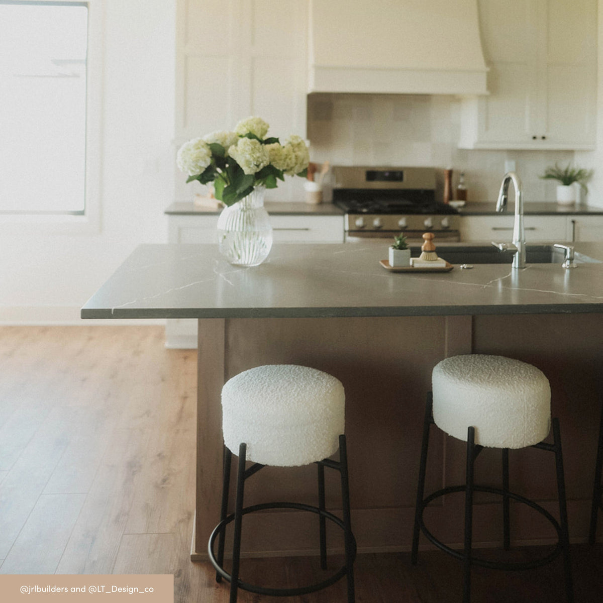 Isaac Round Mid-Century Backless Padded Seat Bar Stool | Nathan James
